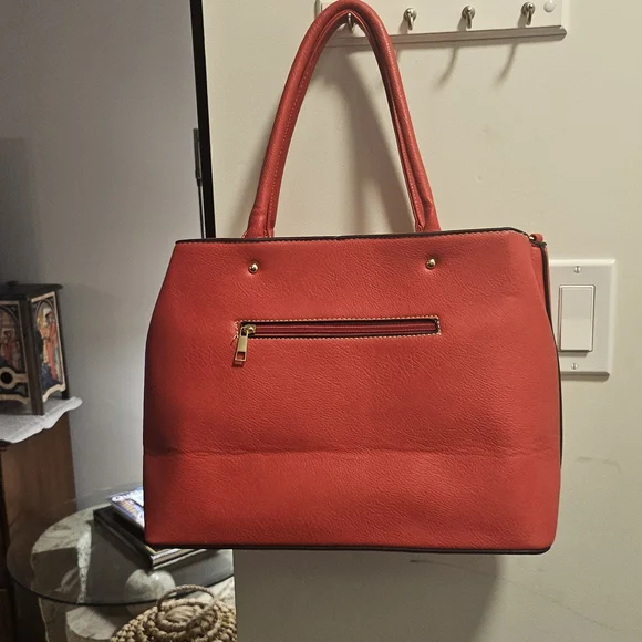 Unique Red Patterned Bag - Picture 2 of 4